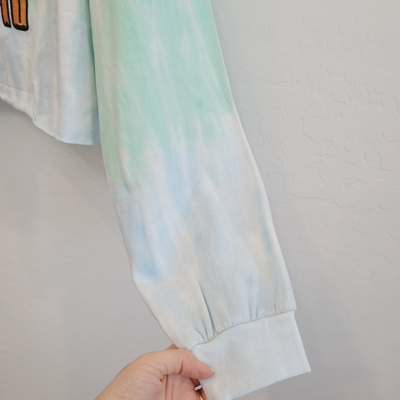 NWT AC/DC Tie Dye Graphic Cropped Hoodie Sweater M - Picture 12 of 16